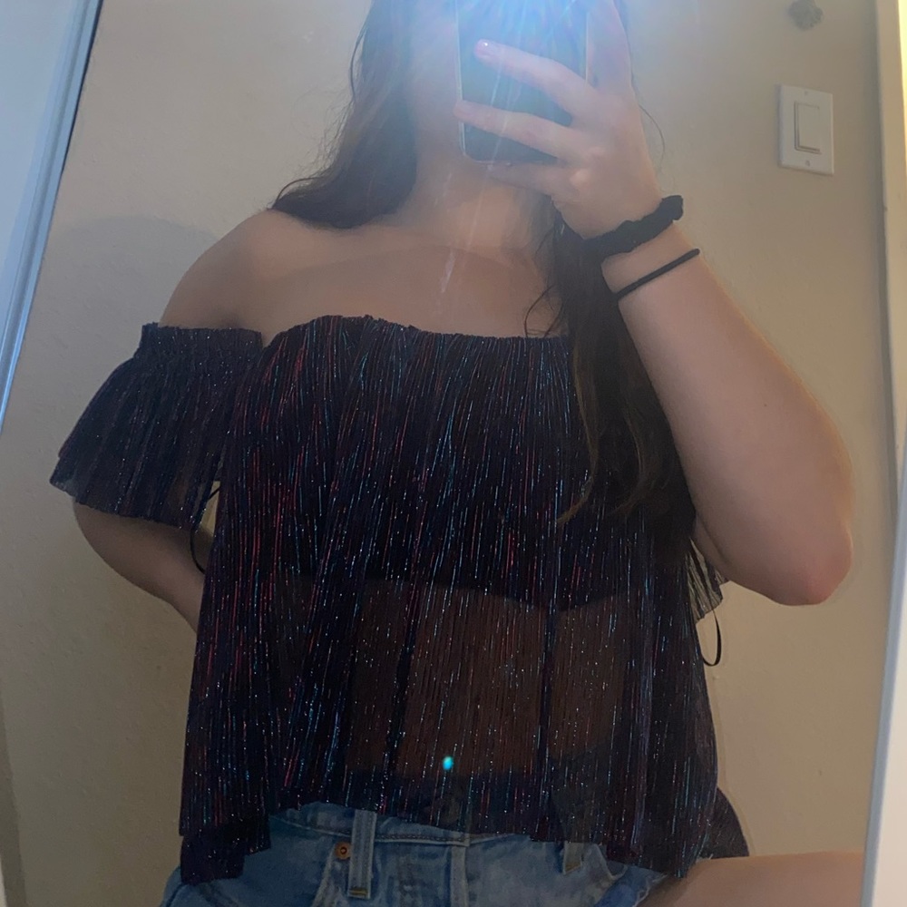 Strapless top